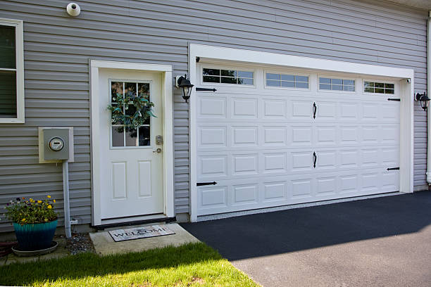 24/7 Emergency Garage Door Roller Replacement experts in Aberdeen, NC